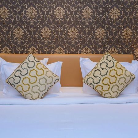 Aqua Inn Hotel Kinşasa Dış mekan fotoğraf
