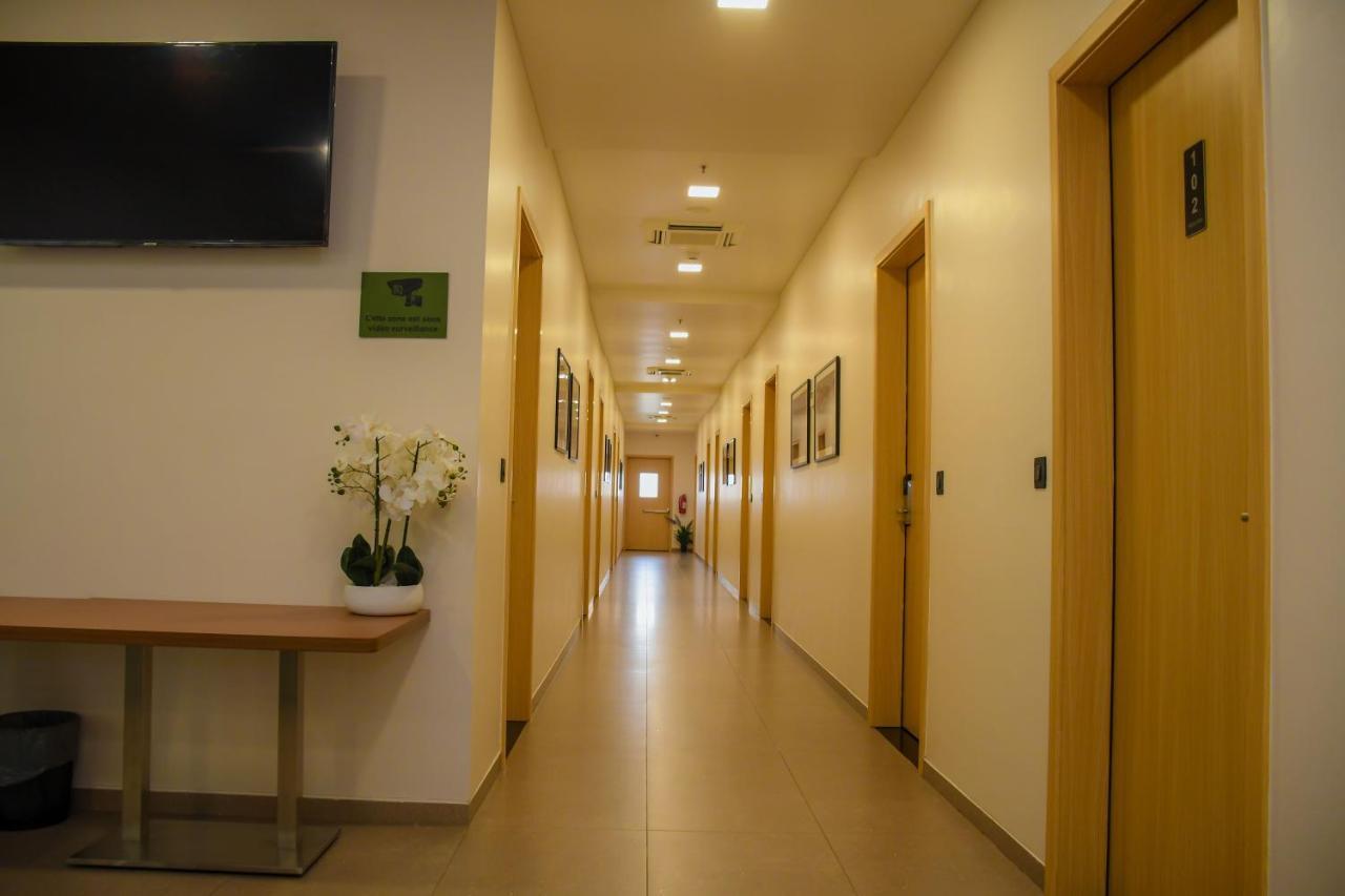 Aqua Inn Hotel Kinşasa Dış mekan fotoğraf